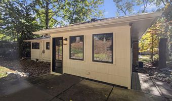 1122 Mixtwood St, Ann Arbor, MI 48103