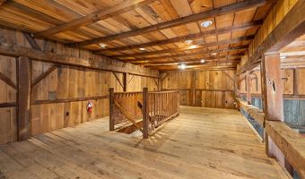 697 County Road 1302, Ashland, OH 44805