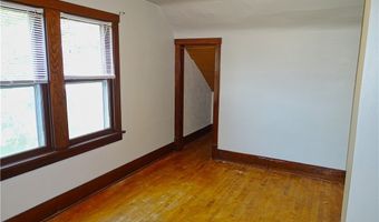 2412 5th St, Eau Claire, WI 54703
