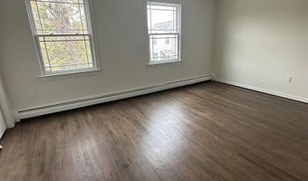 25 E 34TH St, Bayonne, NJ 07002