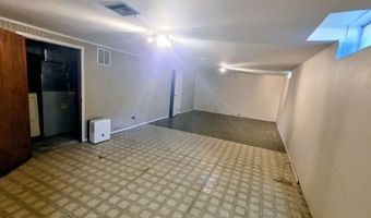 6114 Edinburg St, Bel Aire, KS 67220