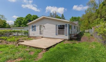 943 Howell, Adrian, MI 49221