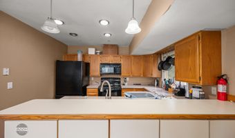 890 Lancaster Dr, Anchorage, AK 99503