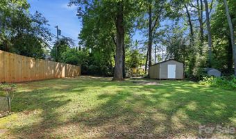 1815 Arnold Dr, Charlotte, NC 28205