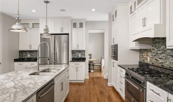 13877 Elkhart Rd, Apple Valley, MN 55124