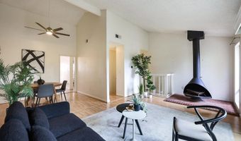 7700 Parkway Dr 2, La Mesa, CA 91942