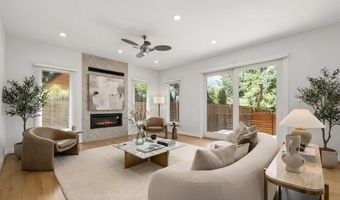 924 28TH St S, Arlington, VA 22202