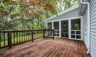36 Old Farm Rd, Bedford, NH 03110