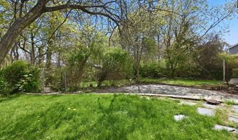 49 Forrest Pl, Amityville, NY 11701