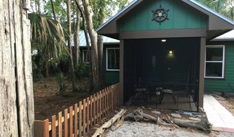 123 Ave L, Apalachicola, FL 32320