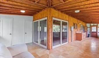 630 E Kuiaha Rd, Haiku, HI 96708