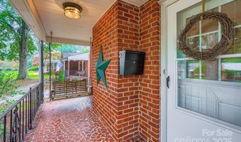3735 Mcmillan St, Charlotte, NC 28205