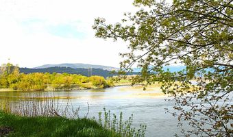 6209 Florida St, Bonners Ferry, ID 83805