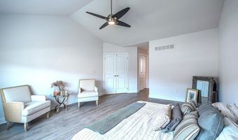 3075 N Spurway Dr, Ann Arbor, MI 48105