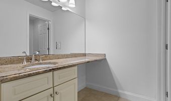 400 Brookside Dr A, Andover, MA 01810