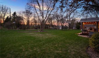 601 24th St NW, Austin, MN 55912