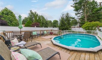 984 Cleveland Ave, Amherst, OH 44001