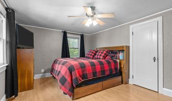 536 N MEADE St, Appleton, WI 54911