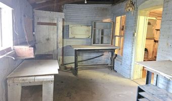 444 E 8th St, Baxter Springs, KS 66713