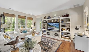 54 Portland St, Barnegat, NJ 08005