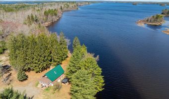 36 Lamb Farm Rd, Baileyville, ME 04694