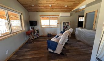 29325 Goldfinch Dr, Bonanza, OR 97623