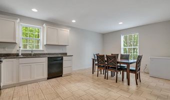 2545 S Albert St, Allentown, PA 18103