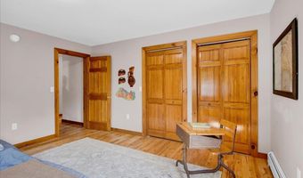 218 Donahue Rd, Barre, VT 05654