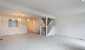2702 Maitland Dr, Ann Arbor, MI 48105