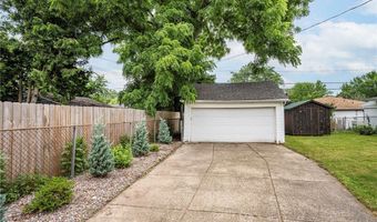 68 Bondcroft Dr, Amherst, NY 14226