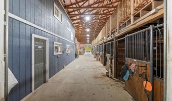 260 Mountain Trail Ln, Acme, PA 15610