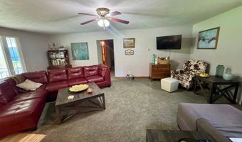 179 Cow Ln, Arnoldsburg, WV 25234