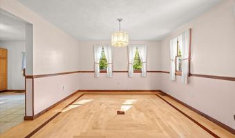 30 Seabreeze Dr, Bourne, MA 02532