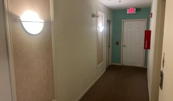 941 N Swift Rd 301, Addison, IL 60101