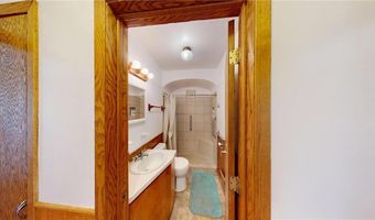 1223 James Ave, Albert Lea, MN 56007