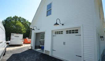 40 Tirrell Hill Rd, Bedford, NH 03110