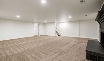 1504 Red Leaf Ln, Columbus, OH 43223