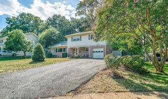 8402 CAMDEN St, Alexandria, VA 22308