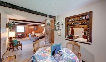 4 Lakeridge Dr, Arkansas City, KS 67005