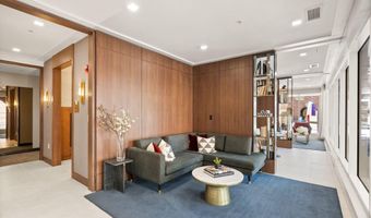625 SLATERS Ln 401, Alexandria, VA 22314
