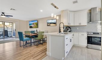 2823 BOULDER FALLS Ct, Apopka, FL 32703