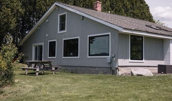 2113 Max Gray Rd, Calais, VT 05667