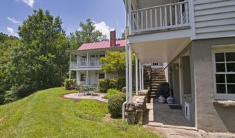 90 Taylor Ln, Alderson, WV 24910