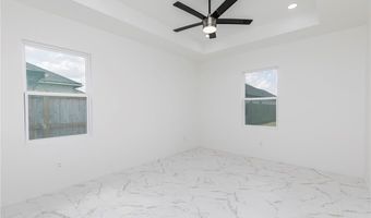 915 Pecan St, Alton, TX 78573