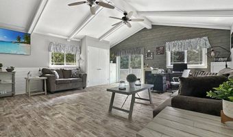 1041 S Columbus Cir, Ashland, OH 44805