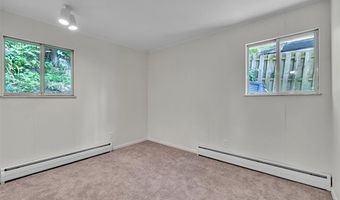 1558 1560 W Jones Dr SW, Ann Arbor, MI 48105