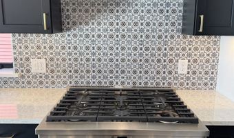 11 Liberty Ln, South Burlington, VT 05403