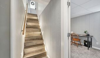 5538 Silverpoint Dr, Cincinnati, OH 45247