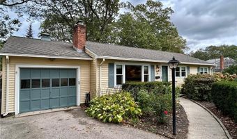 19 Terrace Dr, East Greenwich, RI 02818