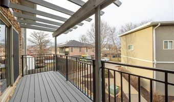 302 SW 6th St 22, Bentonville, AR 72712